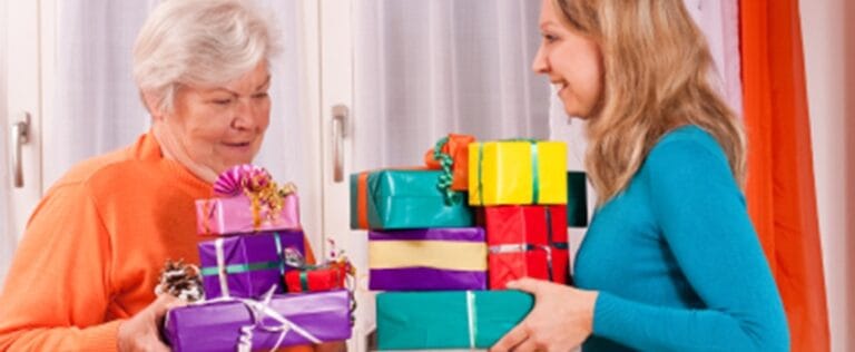 Exchanging-gifts-850x350